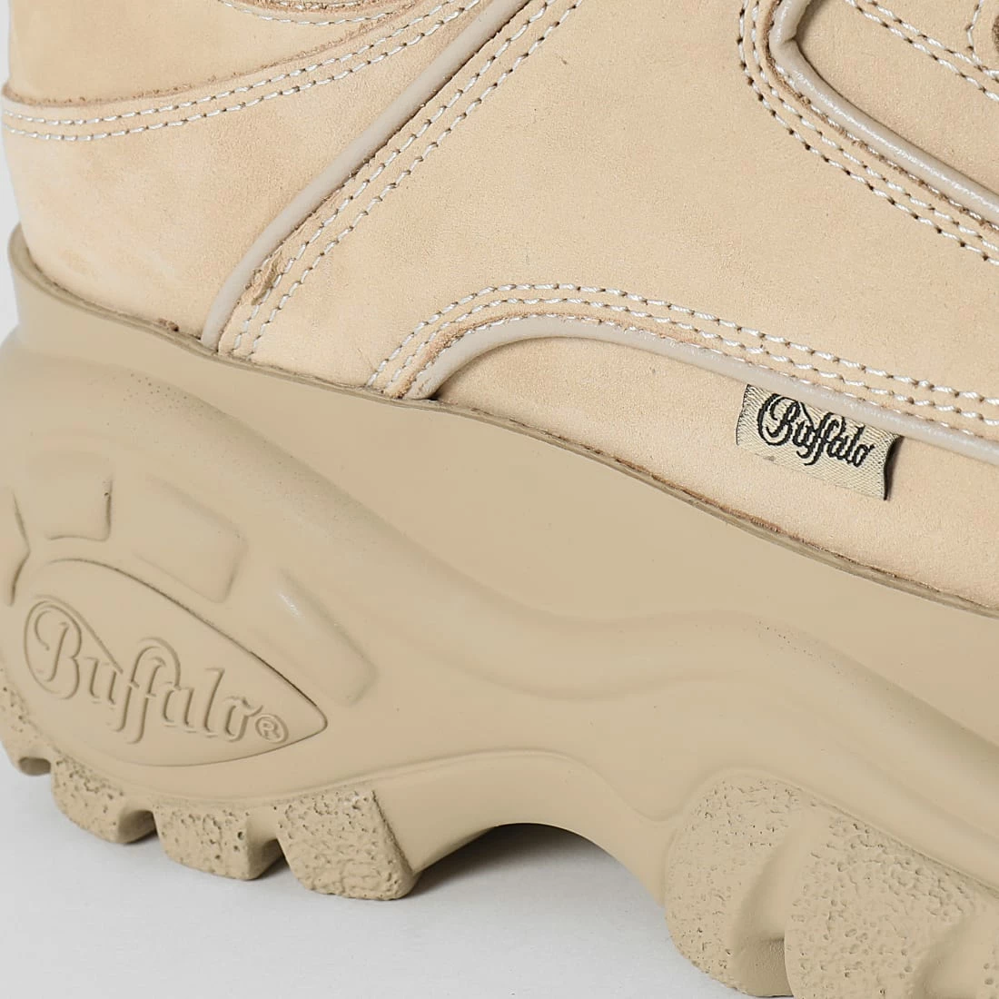 Remise 🧨 Baskets Femme Classic Low 1339-14 Nubuck Leather Cream de Classic Series 🌟 3 Remise 🧨 Baskets Femme Classic Low 1339-14 Nubuck Leather Cream de Classic Series 🌟 – Image 2