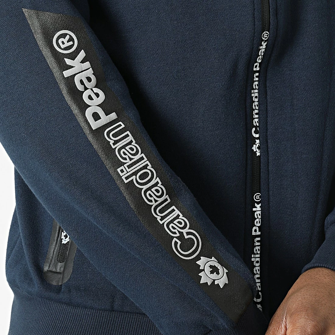 Les meilleures critiques de ⭐ Sweat Zippé Capuche Gex Bleu Marine de Classic Series 😉 4 Les meilleures critiques de ⭐ Sweat Zippé Capuche Gex Bleu Marine de Classic Series 😉 – Image 2