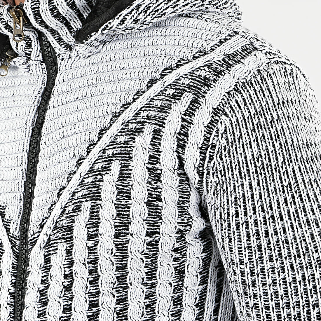 Promo 💯 Gilet Zippé Capuche 1015 Blanc Noir de Classic Series ✨ 4 Promo 💯 Gilet Zippé Capuche 1015 Blanc Noir de Classic Series ✨ – Image 2