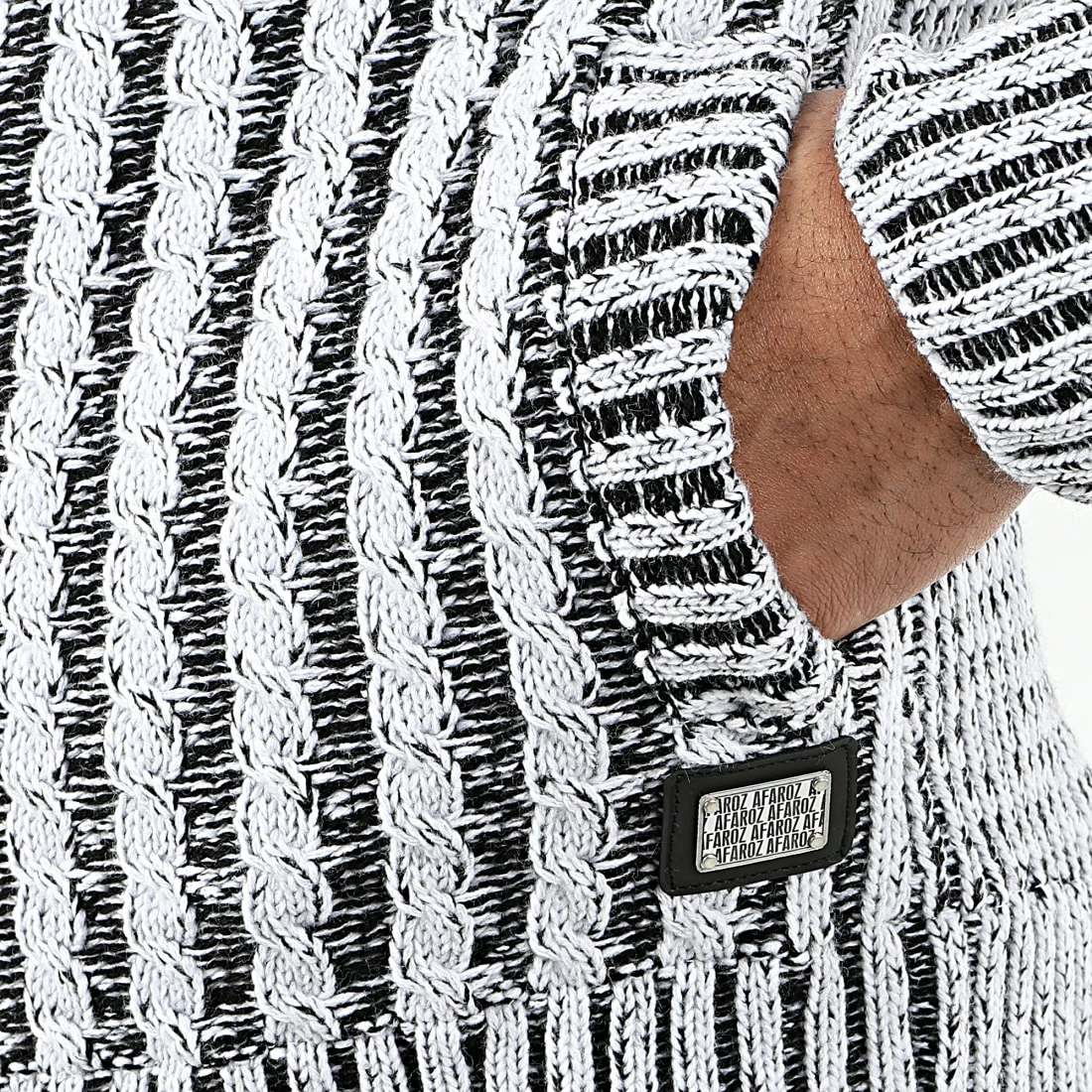 Promo 💯 Gilet Zippé Capuche 1015 Blanc Noir de Classic Series ✨ 6 Promo 💯 Gilet Zippé Capuche 1015 Blanc Noir de Classic Series ✨ – Image 4