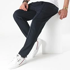 Coupon 😀 Pantalon Jogging 927 Bleu Marine de Classic Series 🔥 -Classic Series Soldes classic series 261545 927 BLEU 20210517T115700 03