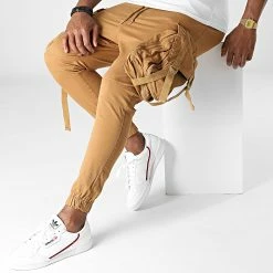 Promo ✔️ Pantalon Cargo DH-3190 Camel de Classic Series 💯 -Classic Series Soldes classic series 270899 DH 3190 2 CAMEL 20210623T155206 03