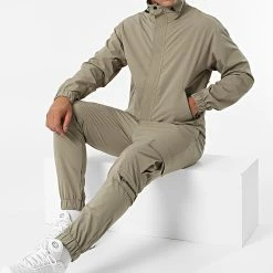 Top 10 🌟 Ensemble De Survetement 2476 8113 Vert Kaki Clair de Classic Series 👏