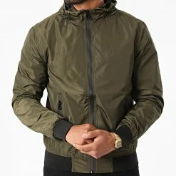 Meilleure affaire 😍 Coupe-Vent LP55664-K Vert Kaki de Classic Series 🔥 -Classic Series Soldes classic series 285097 LP55664 K KAKI 20210922T151143 03