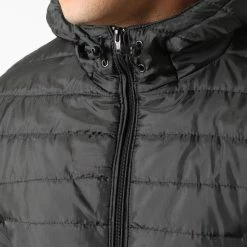 Grosses soldes 🛒 Doudoune Capuche DP3038 Noir de Classic Series 🛒 -Classic Series Soldes classic series 287932 DP3038 BLACK 20211011T155401 02