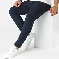 Budget 🥰 Pantalon Jogging 2502 Bleu Marine de Classic Series 💯 -Classic Series Soldes classic series 288591 2502 BLEU MARINE 20211108T154855 03