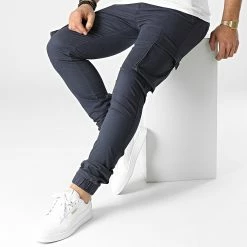 Grosses soldes 🔥 Jogger Pant DP11000 Bleu Marine de Classic Series 👍 -Classic Series Soldes classic series 293598 DP11000 008 20211202T155301 03