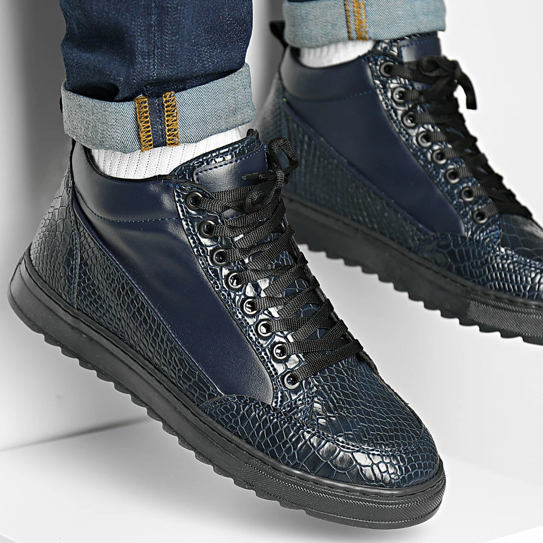 Meilleure affaire 😍 Baskets SHRT 101B Croco Bleu Marine de Classic Series ✔️ 3 Meilleure affaire 😍 Baskets SHRT 101B Croco Bleu Marine de Classic Series ✔️