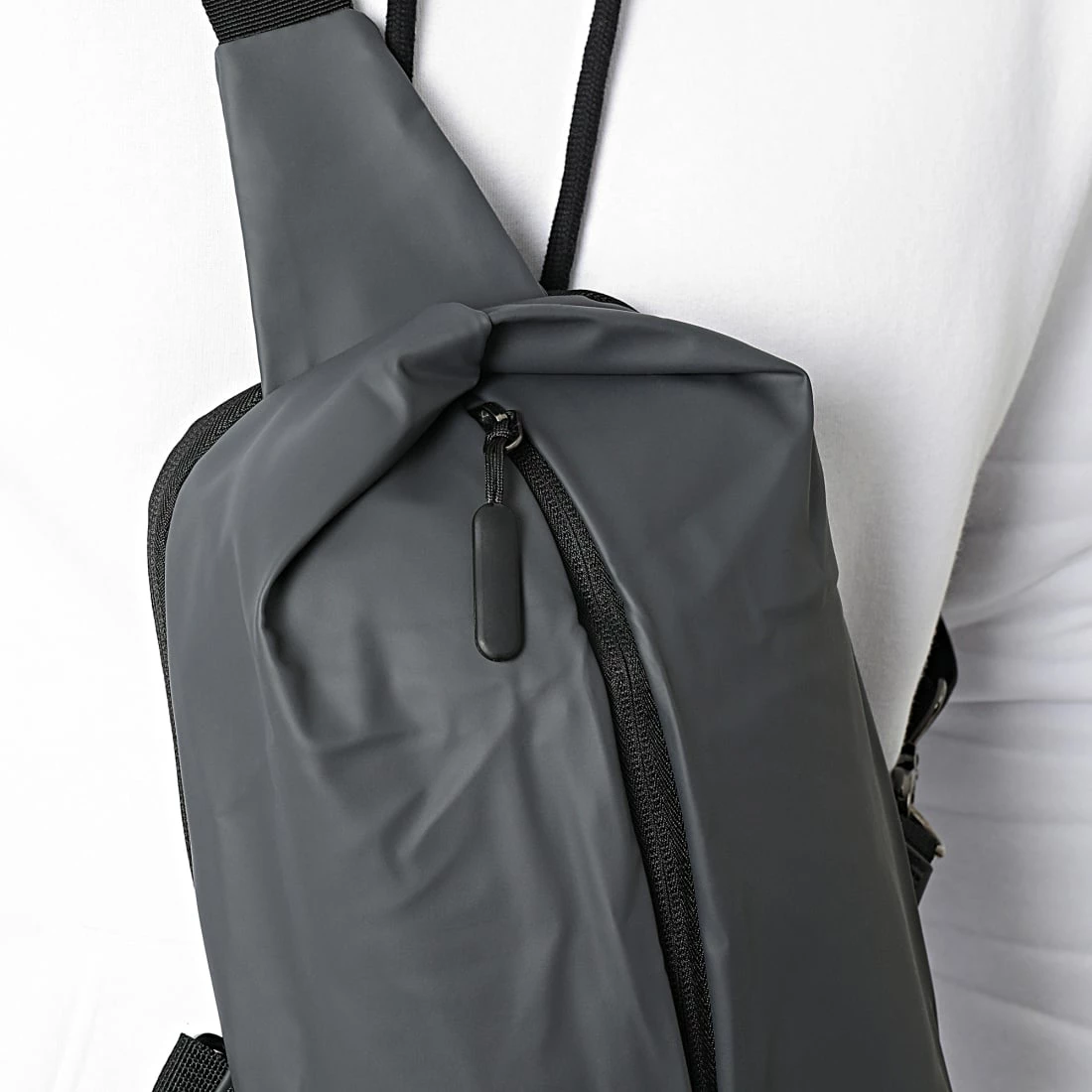 Coupon ✨ Sac Poitrine KS272 Gris de Classic Series 🎁 4 Coupon ✨ Sac Poitrine KS272 Gris de Classic Series 🎁 – Image 2