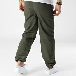 Nouveau 🔔 Jogger Pant Mili Vert Kaki de Classic Series ⭐ 9 Nouveau 🔔 Jogger Pant Mili Vert Kaki de Classic Series ⭐ -Classic Series Soldes classic series 300859 AW21 COLL 02 004 140 20220315T155102 04