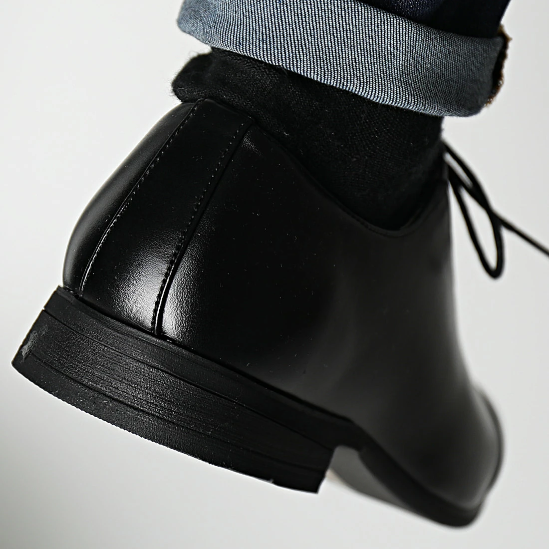 Coupon 🧨 Chaussures U558 Noir de Classic Series 👏 6 Coupon 🧨 Chaussures U558 Noir de Classic Series 👏 – Image 4