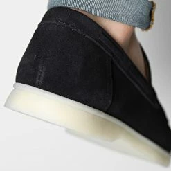 Offres 🥰 Mocassins Cuir 800 Bleu Marine de Classic Series 🧨 -Classic Series Soldes classic series 306844 800 LACI SUET 20220310T160915 04