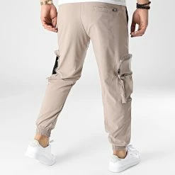 De gros 🤩 Pantalon Cargo G22-638 Taupe de Classic Series 💯 -Classic Series Soldes classic series 307389 G22 638 TAS 20220304T145134 04