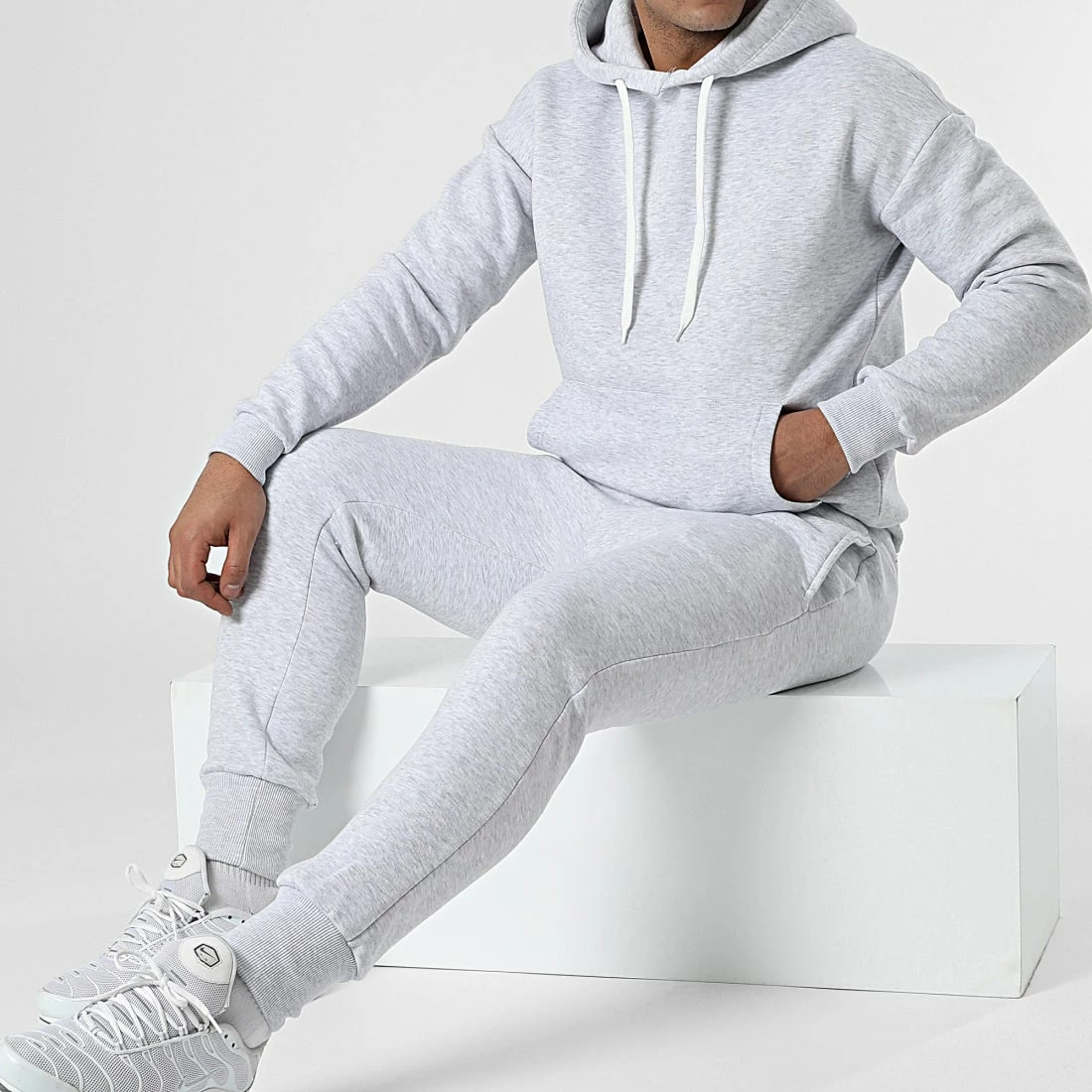 Acheter 👍 Ensemble De Survetement F22-901 Gris Chiné de Classic Series 😀 3 Acheter 👍 Ensemble De Survetement F22-901 Gris Chiné de Classic Series 😀