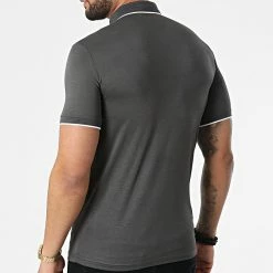 Tout neuf 🎉 Polo A Manches Courtes 1723 Gris Anthracite de Classic Series ⭐ -Classic Series Soldes classic series 309261 ERS 1723 ANTARSIT 20220317T154346 04