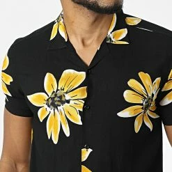 Les meilleures critiques de 🥰 Chemise Manches Courtes 1500 Noir Jaune Floral de Classic Series ✨ -Classic Series Soldes classic series 309392 ERS 1500 50 20220322T144810 02