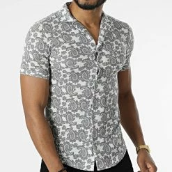 Tout neuf ✔️ Chemise Manches Courtes 1670 Gris Bandana de Classic Series 👍 8 Tout neuf ✔️ Chemise Manches Courtes 1670 Gris Bandana de Classic Series 👍 -Classic Series Soldes classic series 309412 ERS 1670 SIYAH EKRU 20220322T143354 03