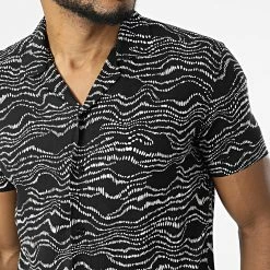 Offres 😉 Chemise Manches Courtes 1400 Noir de Classic Series 🔔 -Classic Series Soldes classic series 309428 ERS 1400 33 20220322T144415 02