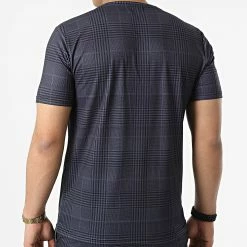 Le moins cher 🎁 Ensemble Tee 👕 Shirt Et Short Jogging CH10 Bleu Marine de Classic Series 😍 -Classic Series Soldes classic series 309583 CH010 BLACK 20220318T161822 04