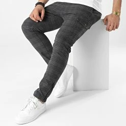 Le moins cher 🌟 Pantalon A Carreaux H60032 Bleu Marine de Classic Series ⌛ -Classic Series Soldes classic series 309761 H60032Z62357 23400 20220408T110148 03