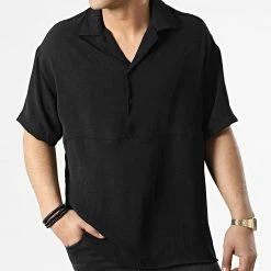 Les meilleures critiques de 🧨 Chemise Manches Courtes FT-7002 Noir de Classic Series ⭐ -Classic Series Soldes classic series 310588 FT 7002 BLACK 20220328T162059 03