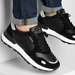 Meilleur prix ❤️ Baskets SX273 Black de Classic Series 👏