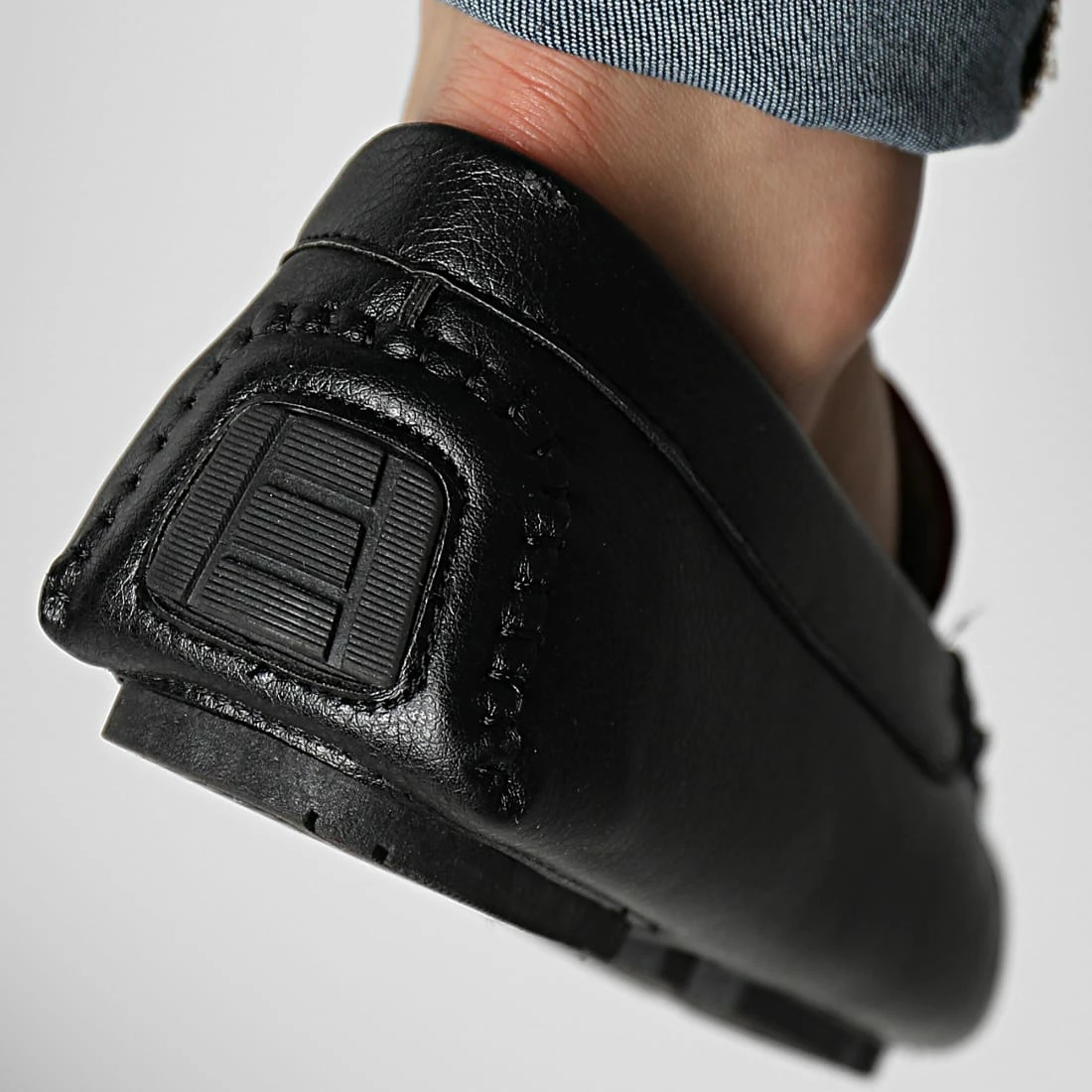 Top 10 ✨ Mocassins M3072 Noir de Classic Series 🧨 6 Top 10 ✨ Mocassins M3072 Noir de Classic Series 🧨 – Image 4