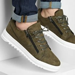 De gros 👏 Baskets 961 Vert Kaki de Classic Series 🔥