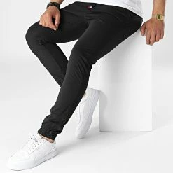 Coupon 🤩 Jogger Pant 7439 Noir de Classic Series 🔔 -Classic Series Soldes classic series 318029 7439 BLACK 20220510T140522 03