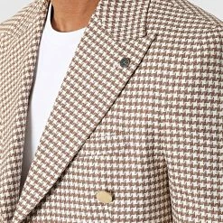 Tout neuf 😉 Veste Blazer 20506 Beige Camel de Classic Series 😍 -Classic Series Soldes classic series 318198 20506 2 20220510T155628 02