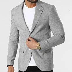 Les meilleures critiques de 🎁 Veste Blazer 20507 Gris Chiné de Classic Series ✔️ 8 Les meilleures critiques de 🎁 Veste Blazer 20507 Gris Chiné de Classic Series ✔️ -Classic Series Soldes classic series 318202 20507 6 20220510T155811 03