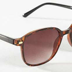 Budget 🎉 Lunettes De Soleil 026154 Fauve Marron Dégradé de Classic Series 😉 7 Budget 🎉 Lunettes De Soleil 026154 Fauve Marron Dégradé de Classic Series 😉 -Classic Series Soldes classic series 323133 026154 ECAILLE 20220609T145445 02