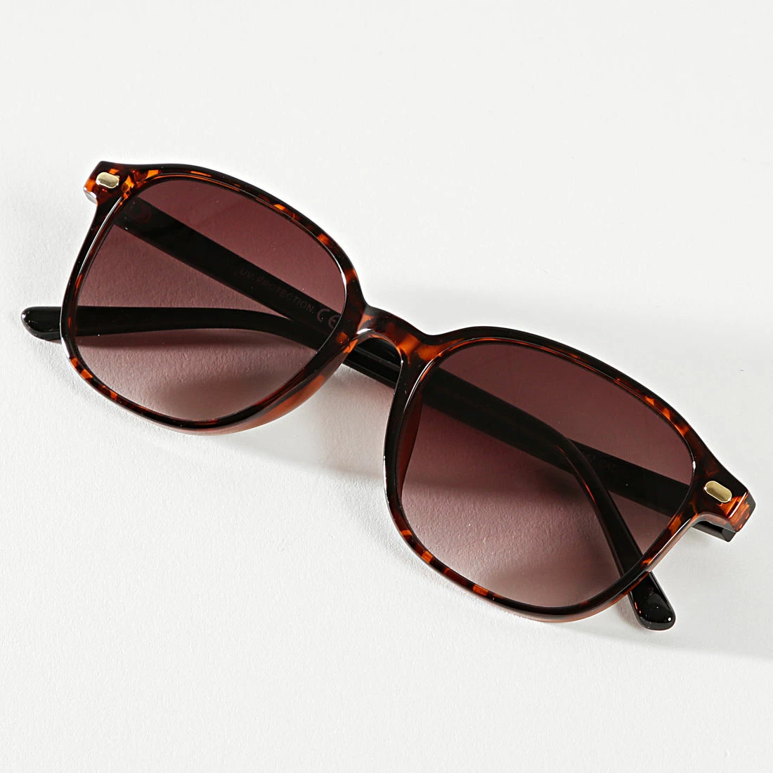 Budget 🎉 Lunettes De Soleil 026154 Fauve Marron Dégradé de Classic Series 😉 6 Budget 🎉 Lunettes De Soleil 026154 Fauve Marron Dégradé de Classic Series 😉 – Image 4