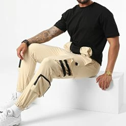 Nouveau 👏 Ensemble Tee 👚 Shirt Poche Et Pantalon Jogging F22-910T Noir Beige de Classic Series ✨