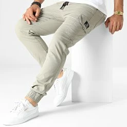 Le moins cher ⭐ Pantalon Cargo H62570 Gris Vert de Classic Series 👏 -Classic Series Soldes classic series 329491 H62570M62086A 12200 20220802T155858 03
