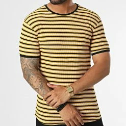 Coupon 💯 Tee 👕 Shirt LM5172 Noir Blanc Jaune de Classic Series 🔔 8 Coupon 💯 Tee 👕 Shirt LM5172 Noir Blanc Jaune de Classic Series 🔔 -Classic Series Soldes classic series 329722 LM5172 YELLOW 20220728T144601 03