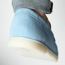 Grosses soldes ⭐ Mocassins 801 Bleu Ciel de Classic Series ✔️ -Classic Series Soldes classic series 332115 801 SKY SUET 20220818T160052 04