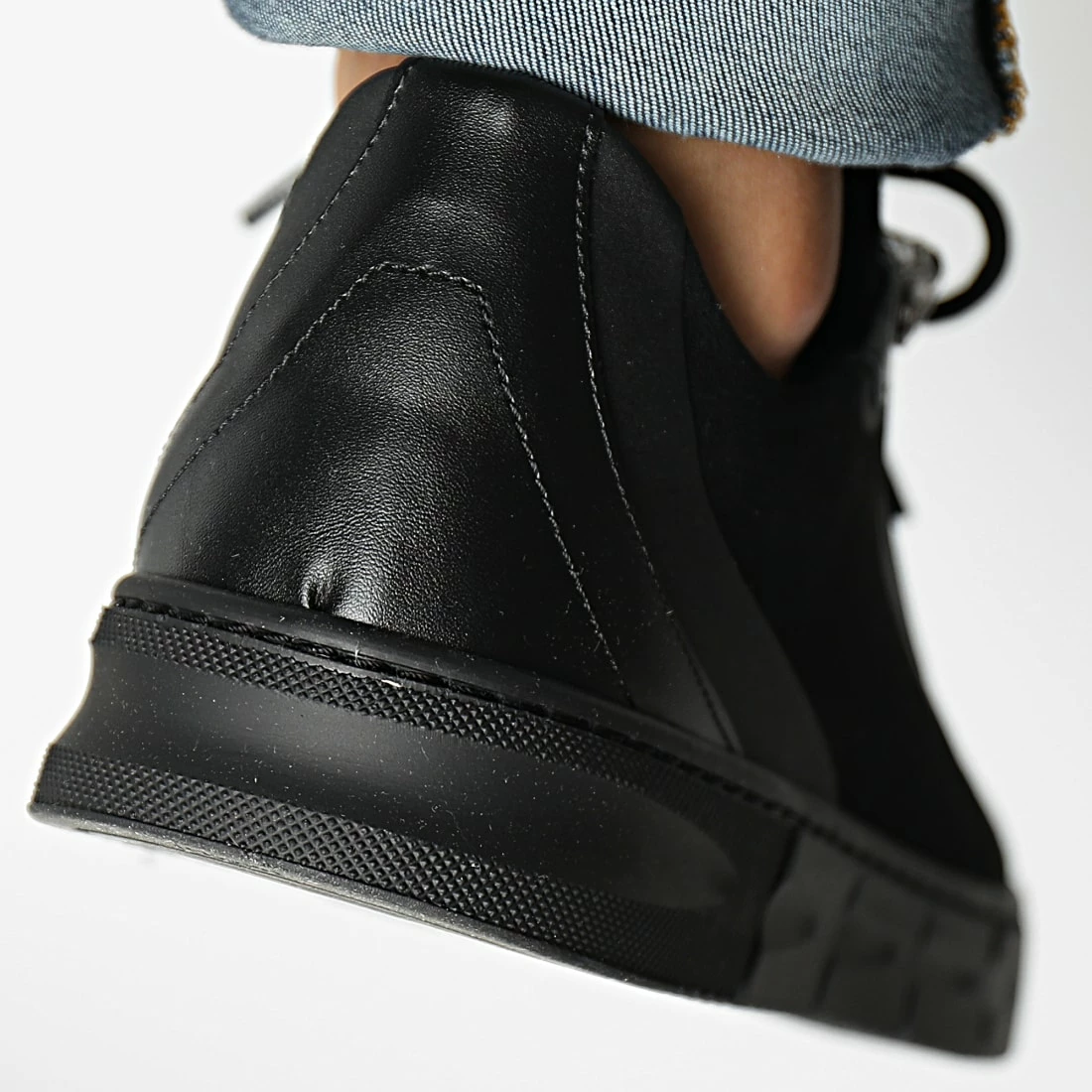 Meilleure affaire ✨ Baskets 901 Black de Classic Series ✔️ 6 Meilleure affaire ✨ Baskets 901 Black de Classic Series ✔️ – Image 4