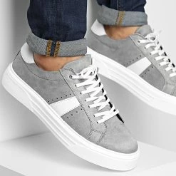 Les meilleures critiques de 🎉 Baskets 560 Grey White de Classic Series 🤩