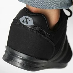 Tout neuf ✔️ Baskets 2202 Black de Classic Series ✨ 9 Tout neuf ✔️ Baskets 2202 Black de Classic Series ✨ -Classic Series Soldes classic series 335448 2202 SIYAH SIYAH 20220906T142549 04