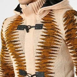 Top 10 🥰 Gilet Zippé Capuche 3003 Beige Camel de Classic Series 😉 -Classic Series Soldes classic series 336670 3003 BEIGE CAMEL 20220912T155640 02