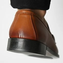 Le moins cher ⭐ Mocassins 6103 Taba Antique Leather de Classic Series 😍 -Classic Series Soldes classic series 337412 6103 TABA ANTIQUE LTHER 20220916T152618 04