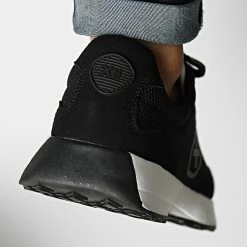 Meilleur prix 🎁 Baskets 140375 Black de Classic Series 💯 -Classic Series Soldes classic series 337447 140375 NEGRO 20220916T151957 04