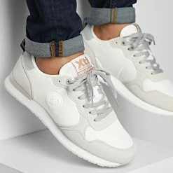 Remise 🥰 Baskets 14073 White de Classic Series 🛒