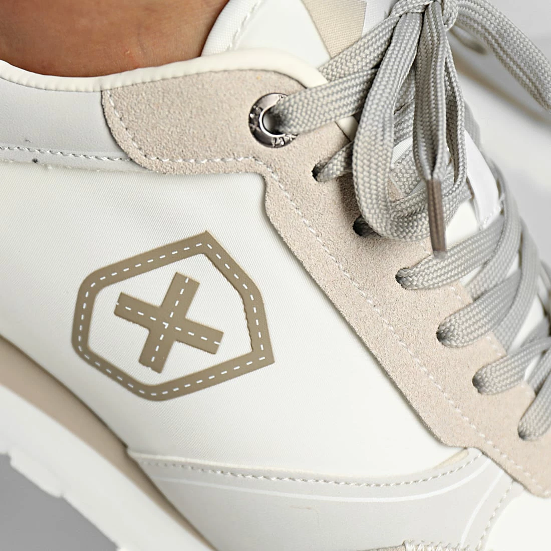 Offres ✨ Baskets 140004 White de Classic Series ✔️ 4 Offres ✨ Baskets 140004 White de Classic Series ✔️ – Image 2