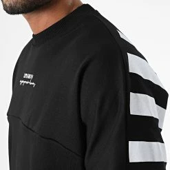 Top 10 🥰 Sweat Crewneck 22-K053 Noir de Classic Series 🛒 -Classic Series Soldes classic series 338101 22 K053 SIYAH 20220922T155422 02