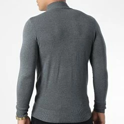 Meilleure affaire 😉 Pull Col Cheminée 665 Gris Chiné de Classic Series 😍 -Classic Series Soldes classic series 338486 J665 9 20220921T154500 04