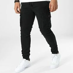 Tout neuf ⌛ Pantalon Cargo 7685 Noir de Classic Series ✔️