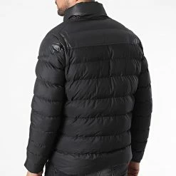 Les meilleures critiques de 🎁 Doudoune 050 Noir de Classic Series ⌛ -Classic Series Soldes classic series 339030 050 BLACK 20220926T152849 04