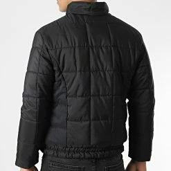 Offres ✨ Doudoune 216 Noir de Classic Series 👏 -Classic Series Soldes classic series 339031 216 BLACK 20221108T150508 04